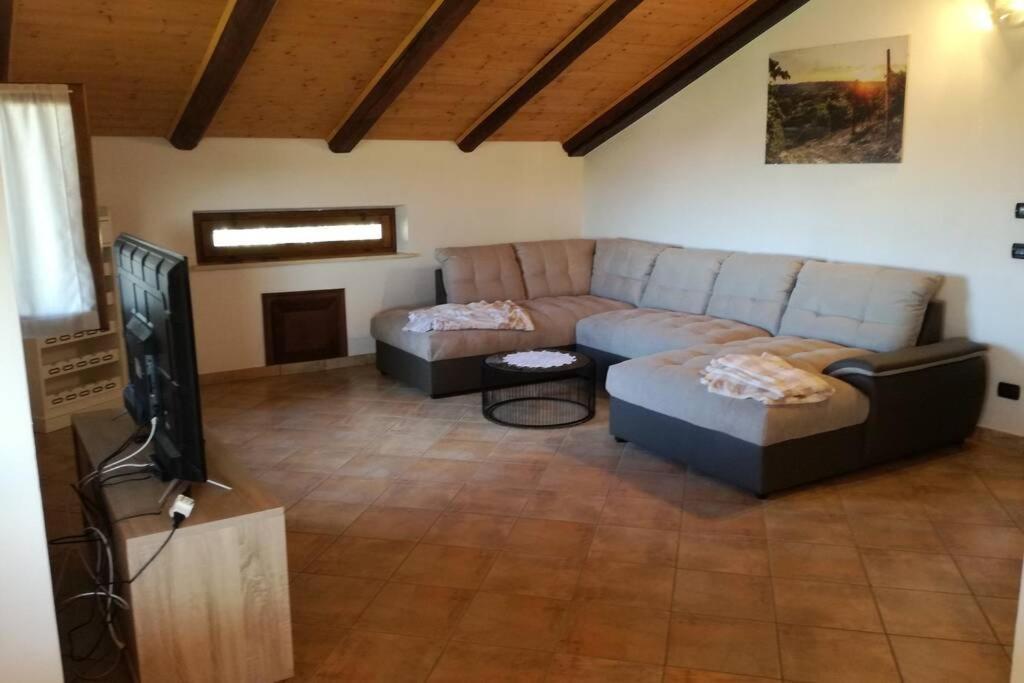 Casa Vacanze LILIANA Priocca Exterior foto